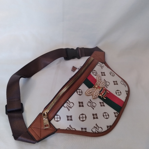 New White Brown Crossbody Bag | Fanny Bag| Belt Bag | Sling Bag| Queen Bee Strap - Picture 3 of 6